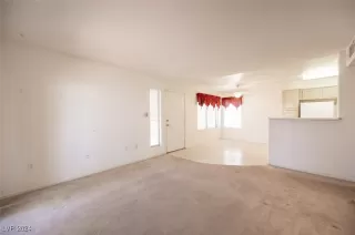 Photo #5: 2617762 Listing 