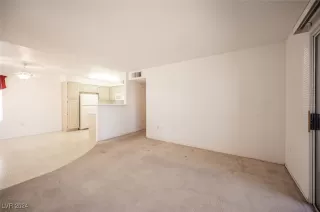 Photo #6: 2617762 Listing 