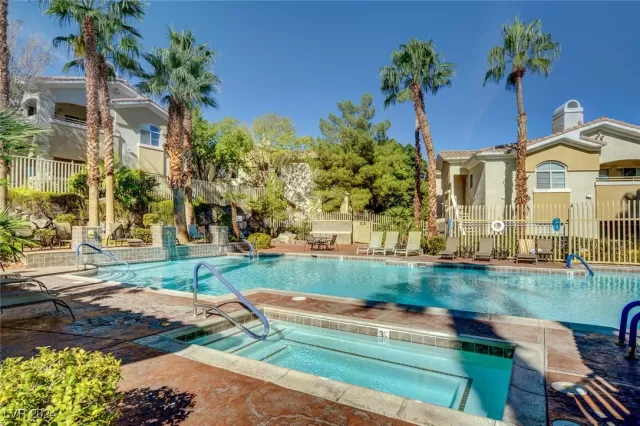 MLS: 2617772 Condo For Sale