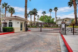 Photo #1: 2617772 Listing