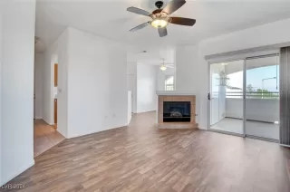Photo #4: 2617772 Listing
