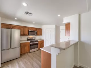 Photo #6: 2617788 Listing 