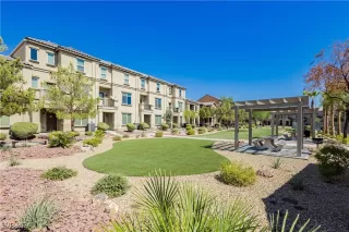 Photo #3: 2617800 Listing 