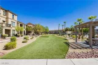 Photo #4: 2617800 Listing 