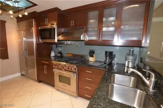 Photo #6: 2617832 Listing