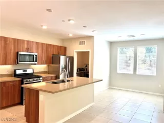 Photo #5: 2617847 Listing 