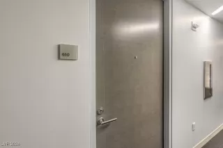 Photo #2: 2617879 Listing 