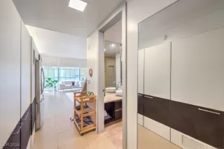 Photo #5: 2617879 Listing 