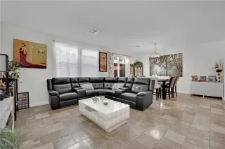 Photo #4: 2617912 Listing 