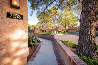 Photo #3: 2617937 Listing 