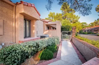 Photo #4: 2617937 Listing 