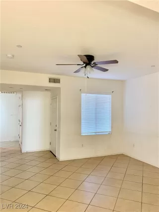 Photo #1: 2617939 Listing 