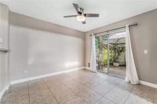 Photo #5: 2617940 Listing 