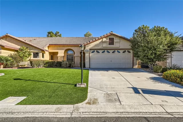 MLS: 2617961 Condo For Sale