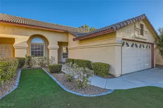 Photo #2: 2617961 Listing 