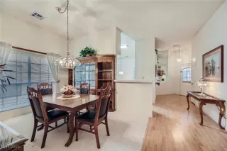 Photo #4: 2617961 Listing 