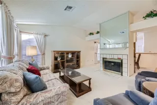 Photo #6: 2617961 Listing 