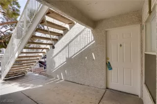 Photo #4: 2617990 Listing 