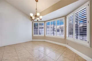 Photo #5: 2617996 Listing