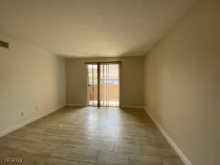 Photo #3: 2618014 Listing 