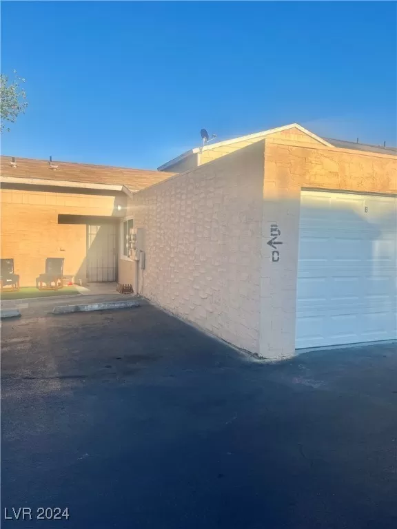 MLS: 2618064 Condo For Sale