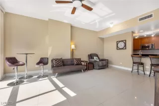 Photo #4: 2618077 Listing 