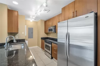 Photo #6: 2618077 Listing 