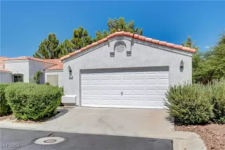 Photo #1: 2618087 Listing