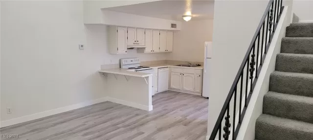 MLS: 2618122 Condo For Sale