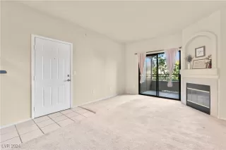 Photo #6: 2618157 Listing