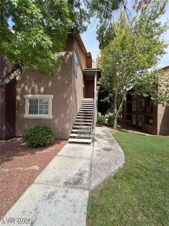 MLS: 2618185 Condo For Sale