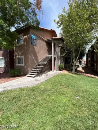 Photo #1: 2618185 Listing 