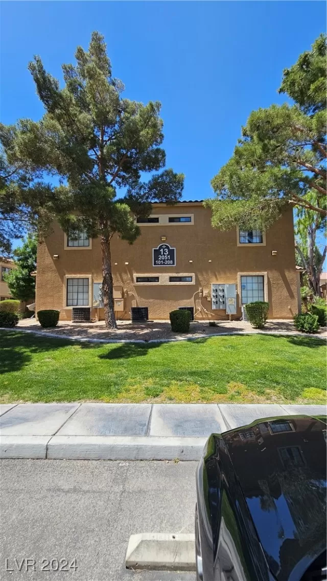 MLS: 2618203 Condo For Sale