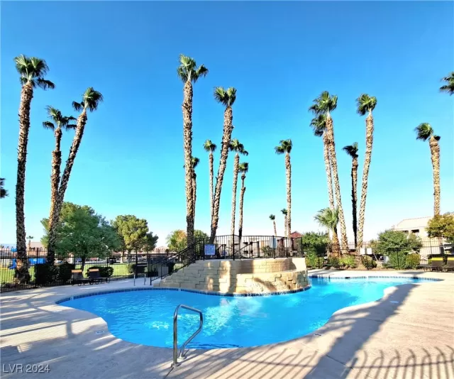 MLS: 2618259 Condo For Sale