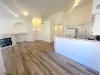 Photo #2: 2618260 Listing 