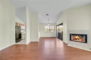 Photo #2: 2618289 Listing 