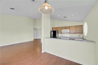 Photo #4: 2618289 Listing 