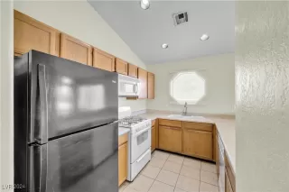 Photo #5: 2618289 Listing 