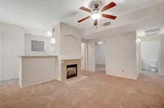 Photo #3: 2618329 Listing