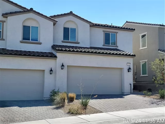 MLS: 2618330 Condo For Sale