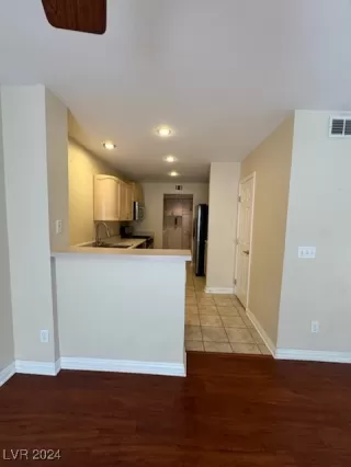 Photo #3: 2618333 Listing 