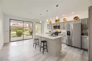 Photo #3: 2618334 Listing 