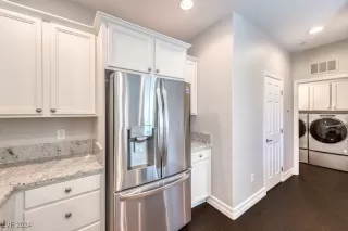 Photo #5: 2618335 Listing 