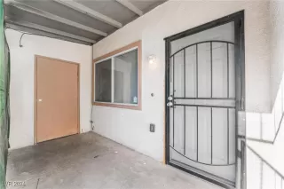 Photo #3: 2618386 Listing 