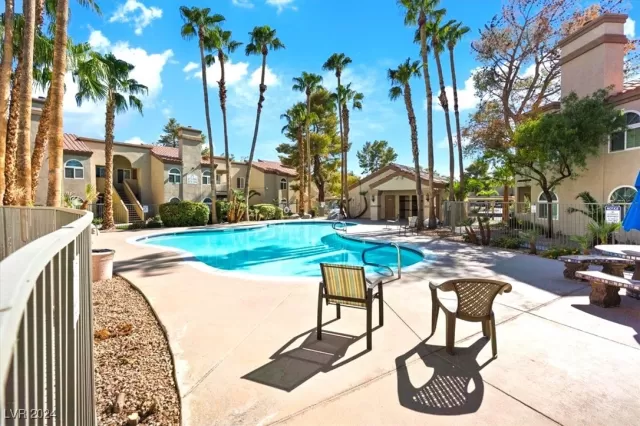 MLS: 2618412 Condo For Sale