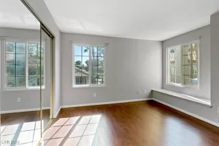 Photo #6: 2618412 Listing
