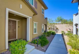 Photo #2: 2618429 Listing 