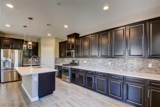 Photo #4: 2618429 Listing 