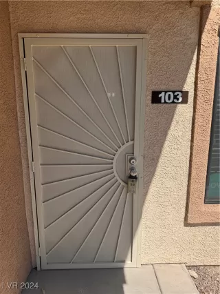 Photo #2: 2618449 Listing 