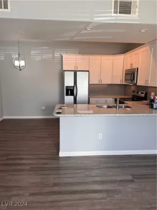 Photo #5: 2618449 Listing 